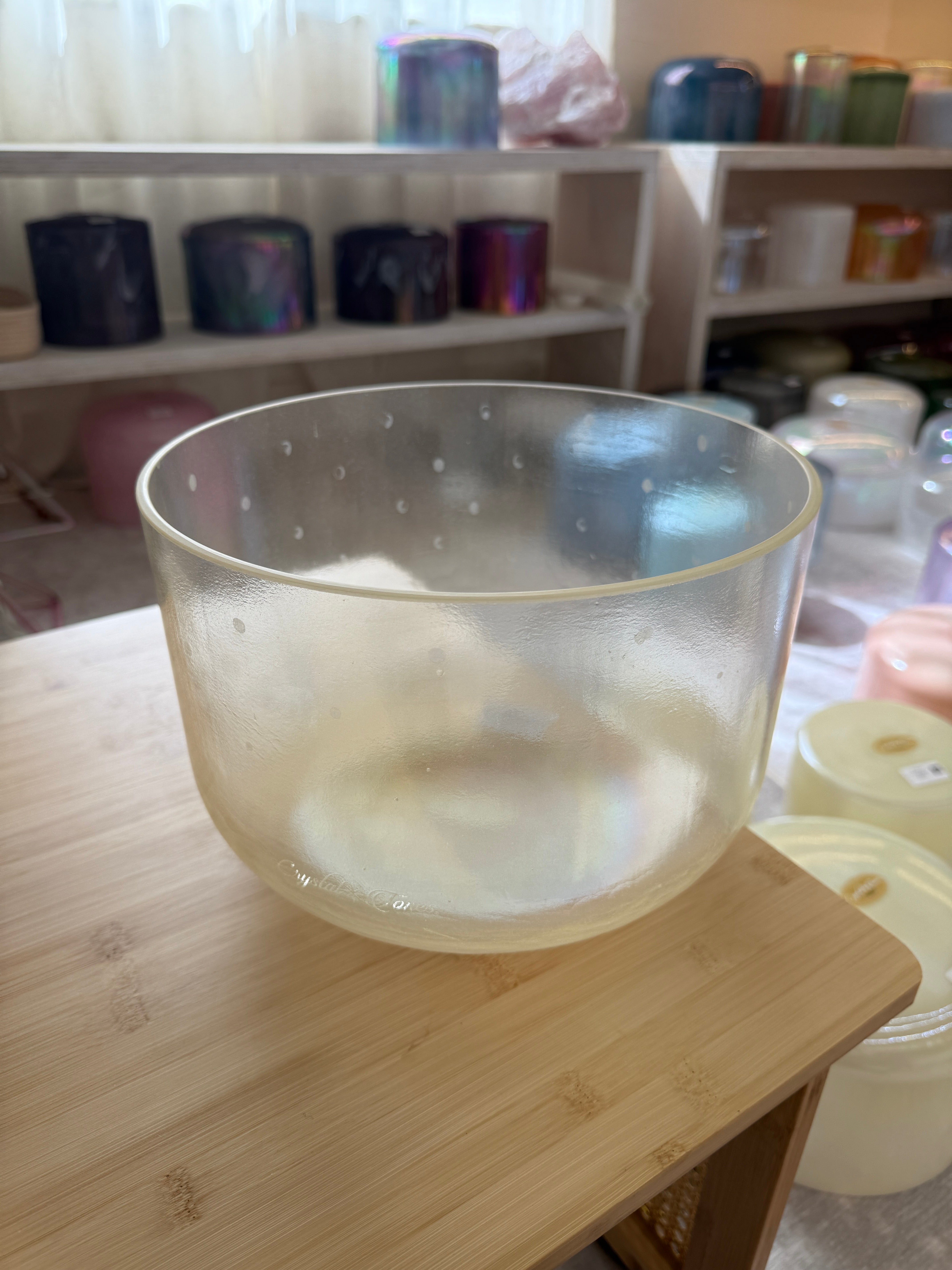 10" D-15 Lemon Aura Gold 154843 Crystal Tones® Alchemy Singing Bowl