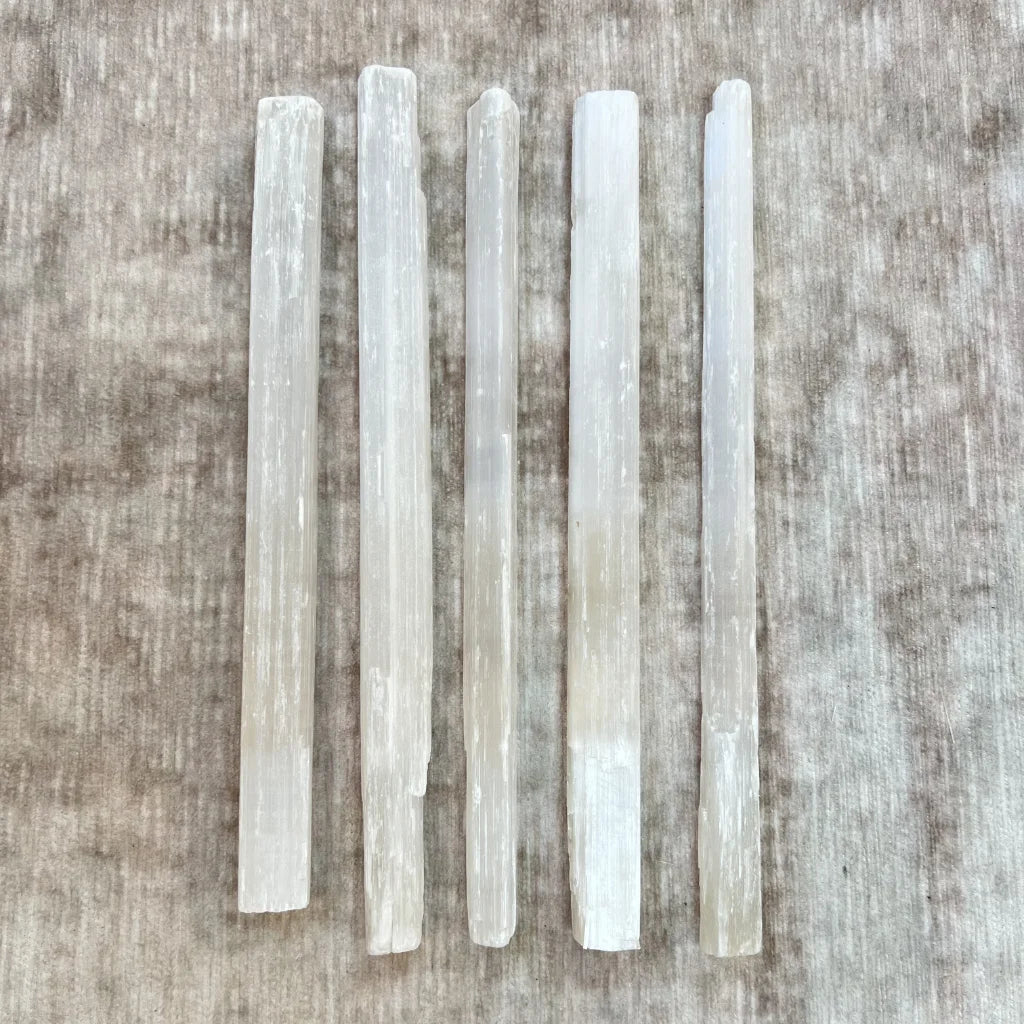 Protocolo: Limpieza Energética del Espacio - Pack de 5 Varas de Selenita 12"