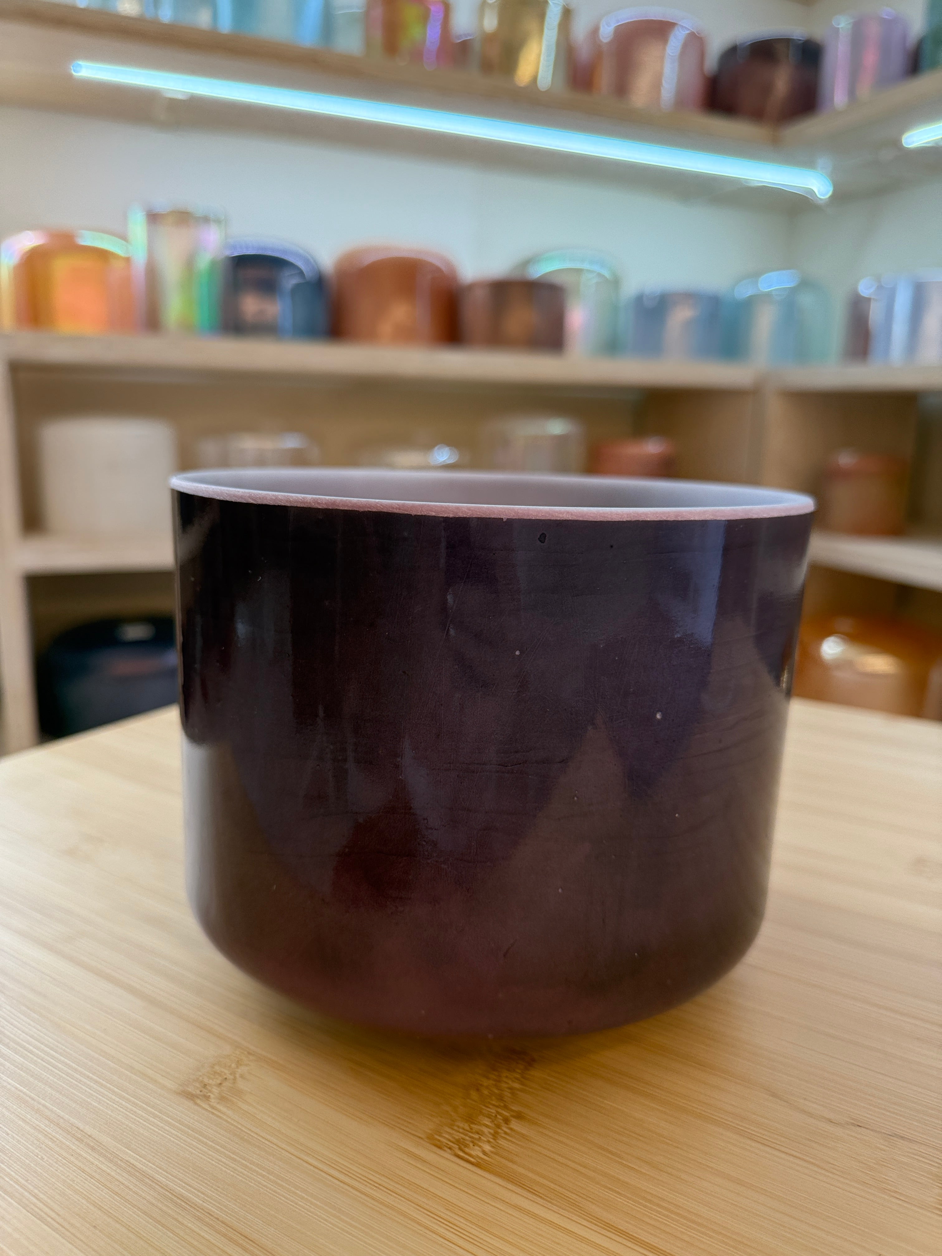 7" A-20 Amethyst, Frosted (Inside) 154680 Crystal Tones® Alchemy Singing Bowl