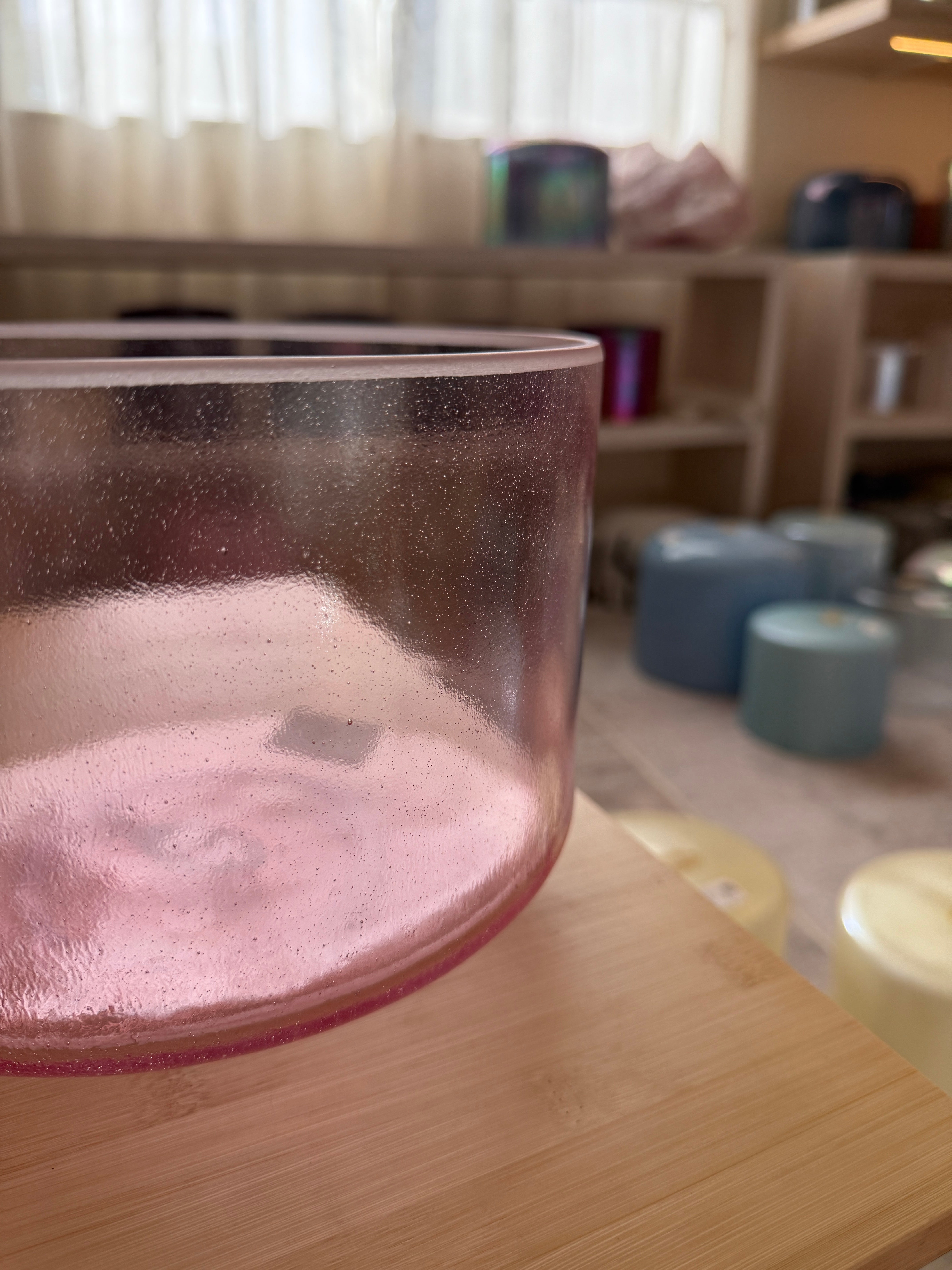 9" D#+10 Pink Aura Gold 155978 Crystal Tones® Alchemy Singing Bowl