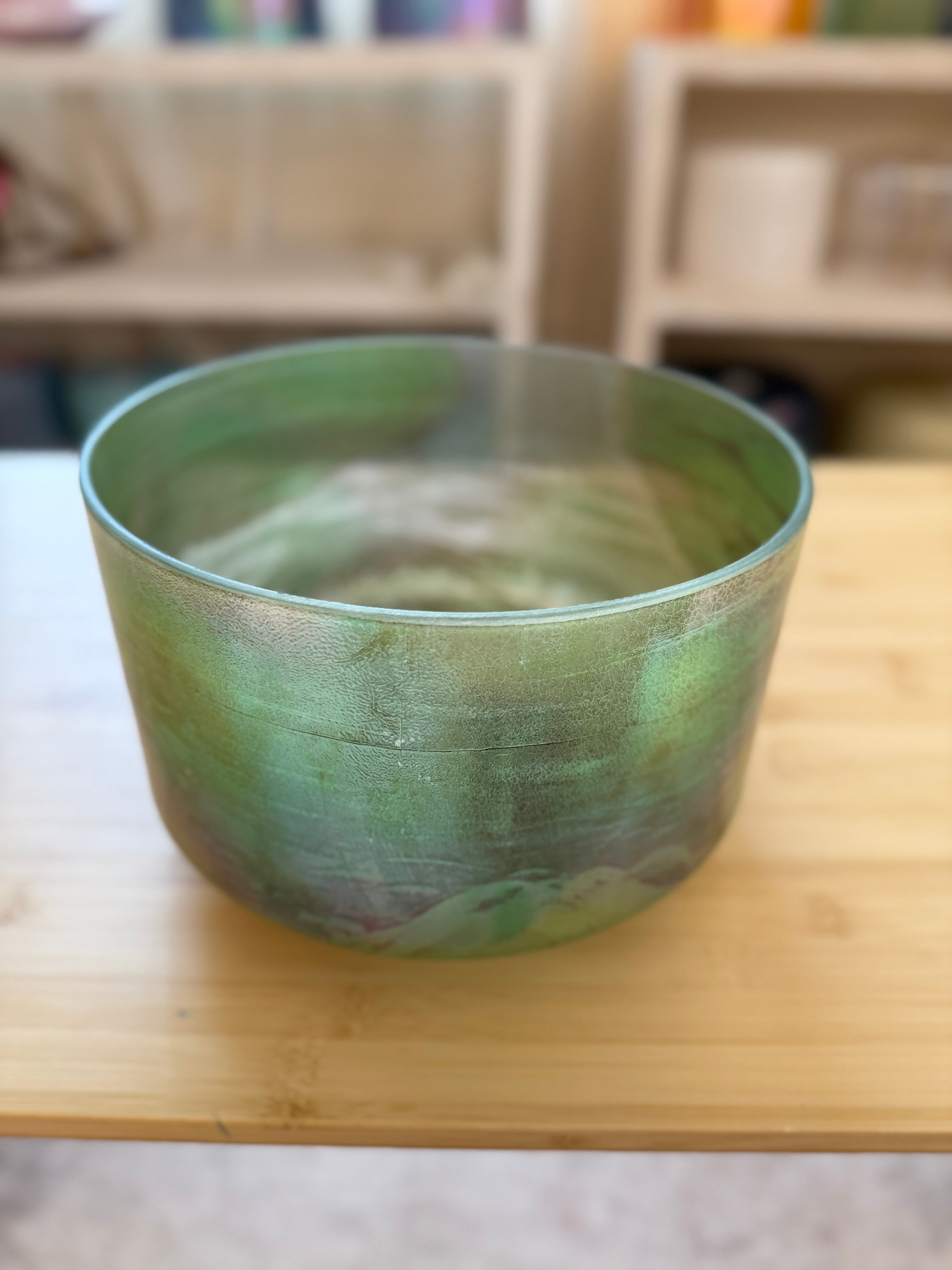 9" F0 Emerald, Platinum 140558 Crystal Tones® Alchemy Crystal Bowl