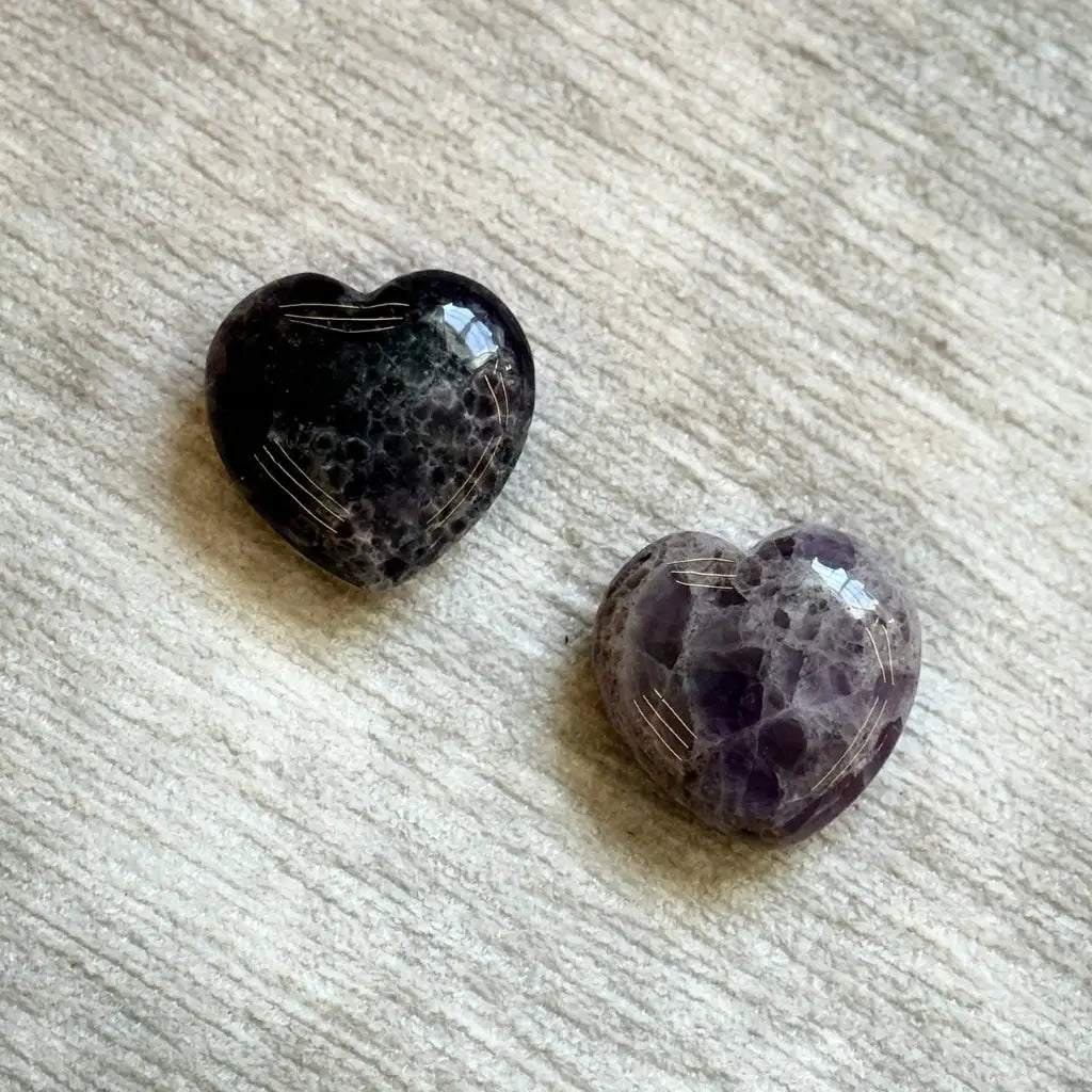 Amatista / Amethyst Thin Heart Therapy Stones - Pack of 2