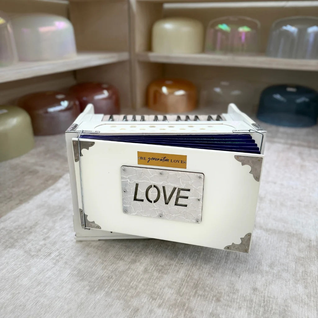 Armonio Viajero Blanco