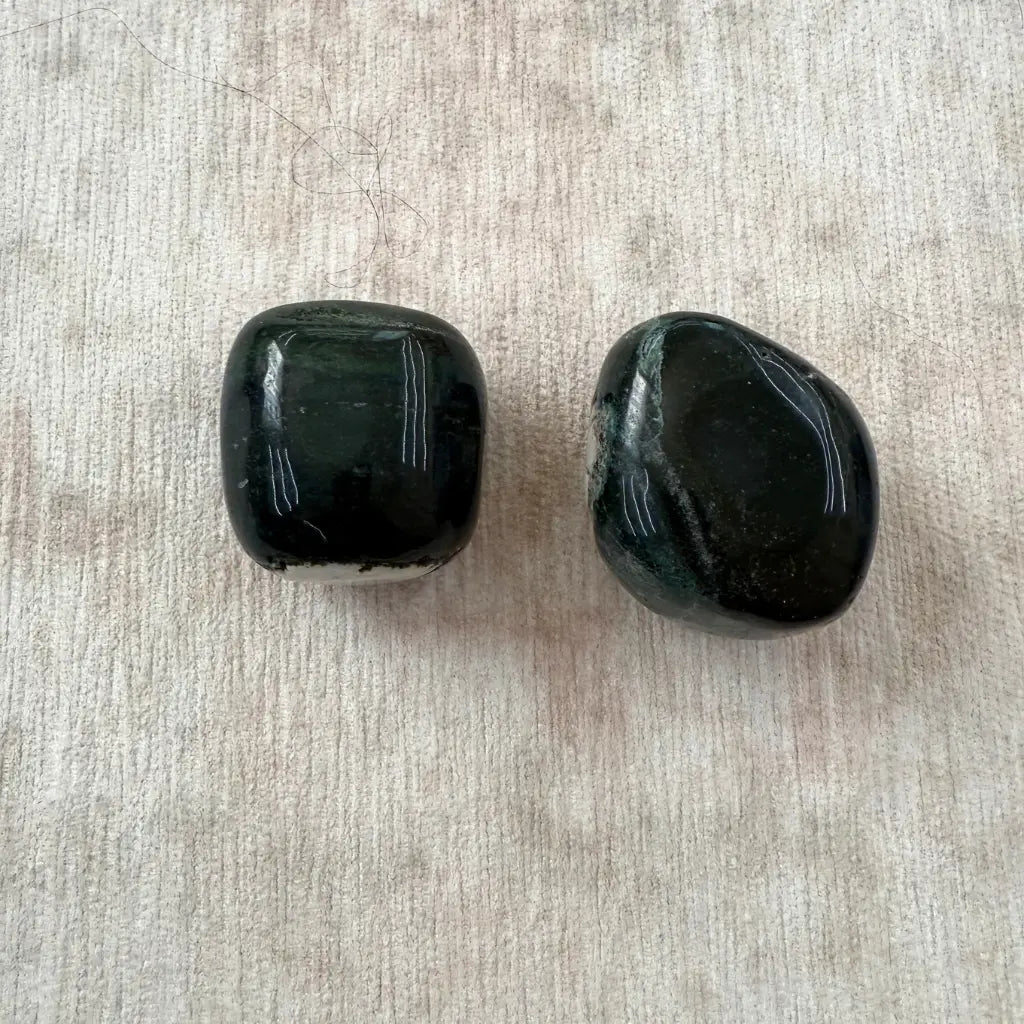 Piedra de Sangre / Bloodstone Large Therapy Stones - Pack of 2