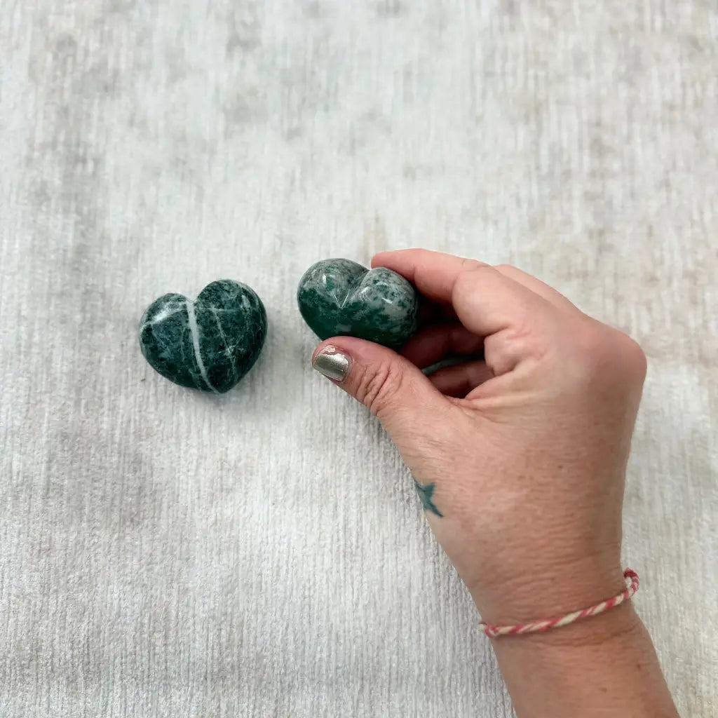 Jade Thick Heart Therapy Stones - Pack de 2