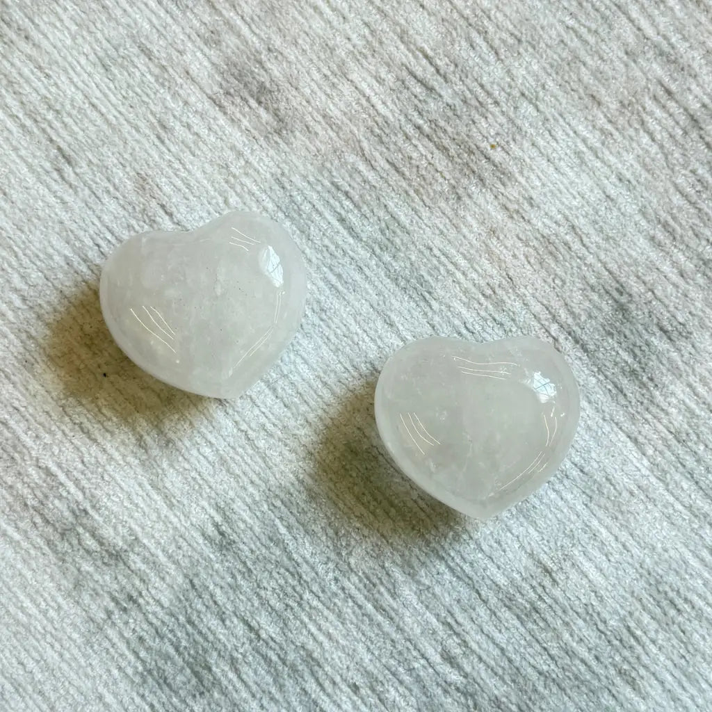 Cuarzo Transparente / Clear Quartz Heart Therapy Stones - Pack of 2