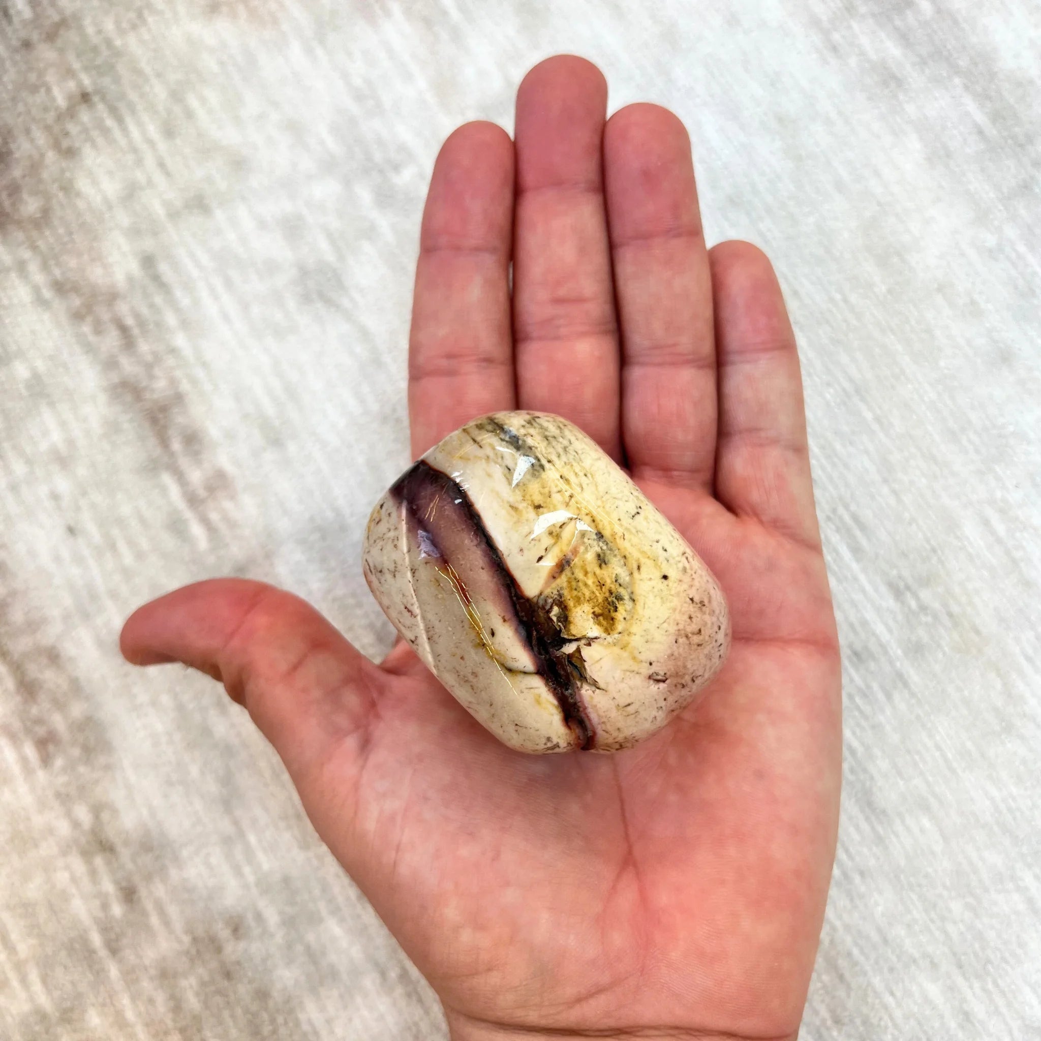 Mookaíta / Mookaite Jasper Large Therapy Stones - Pack of 2