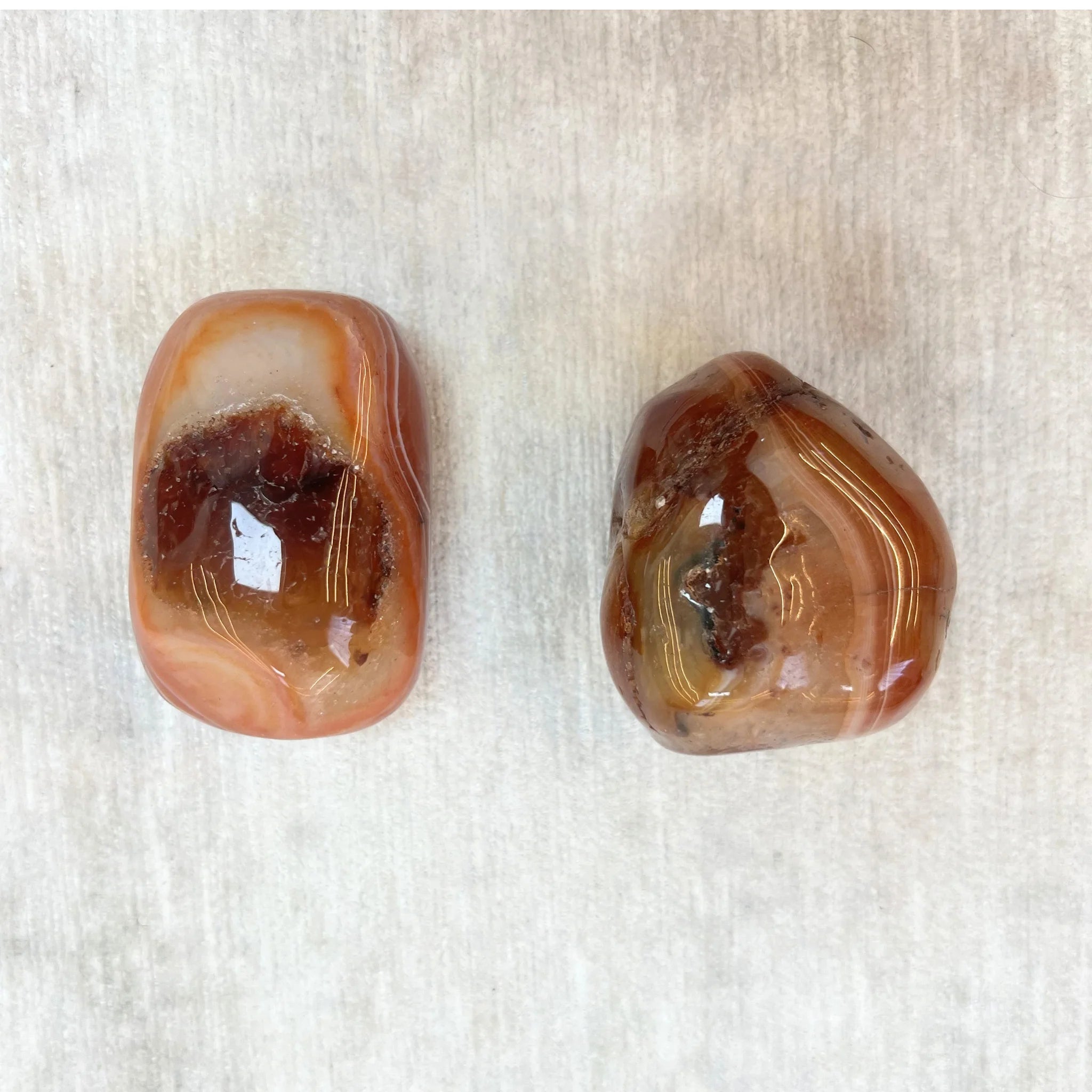 Cornalina / Carnelian Large Therapy Stones - Pack of 2
