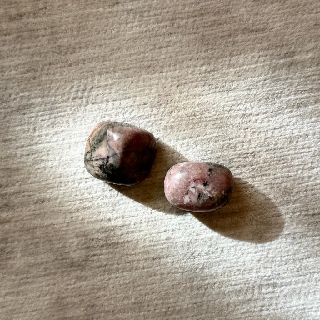 Rodonita / Rhodonite Small Therapy Stone - Pack of 2