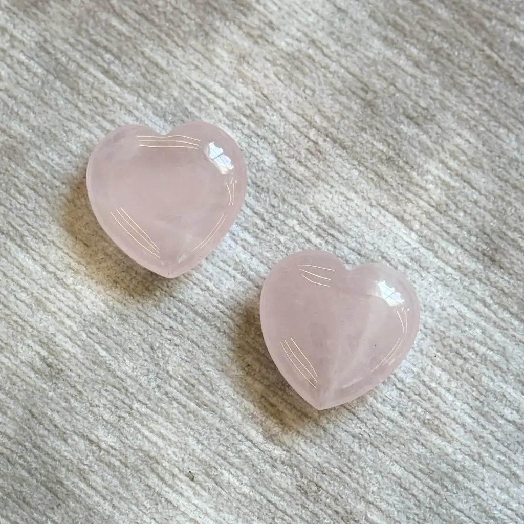 Cuarzo Rosa / Rose Quartz Thin Heart Therapy Stones - Pack of 2
