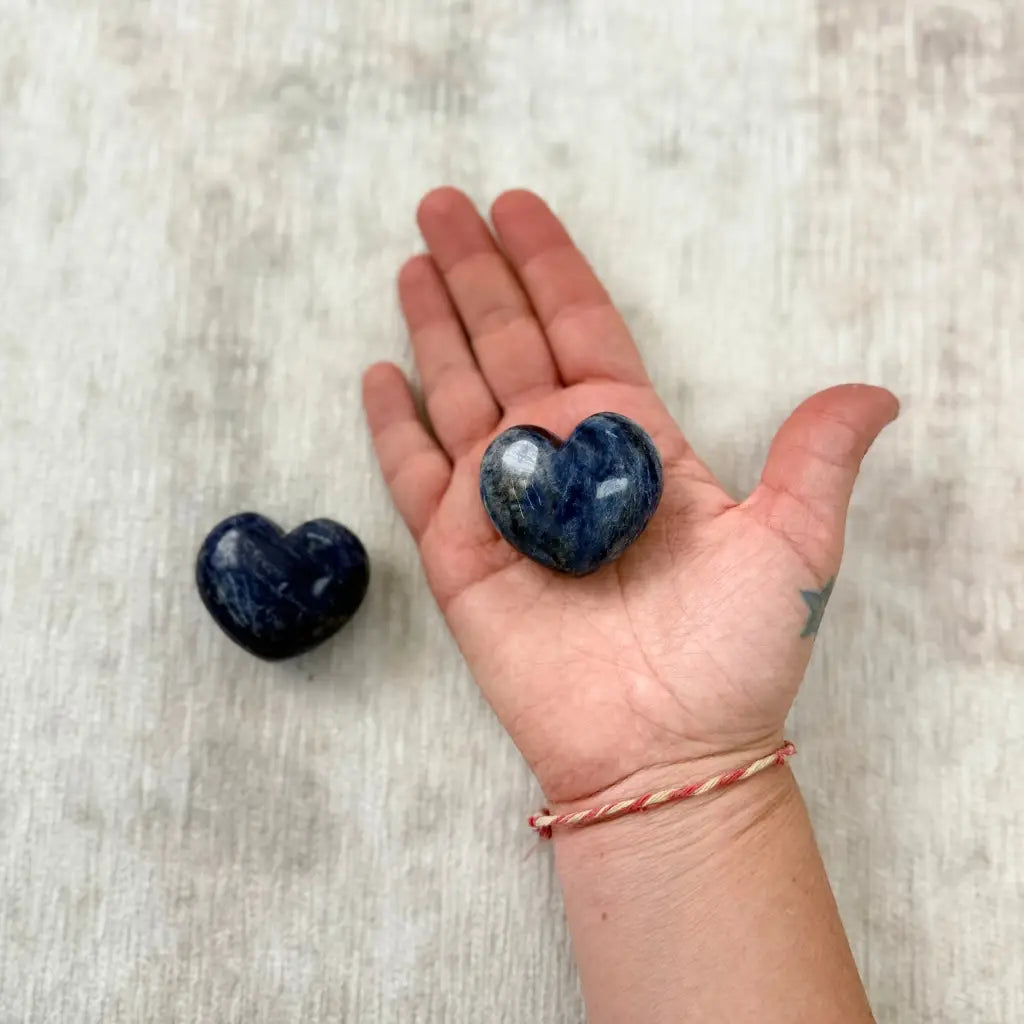 Sodalita / Sodalite Thick Heart Therapy Stones - Pack de 2